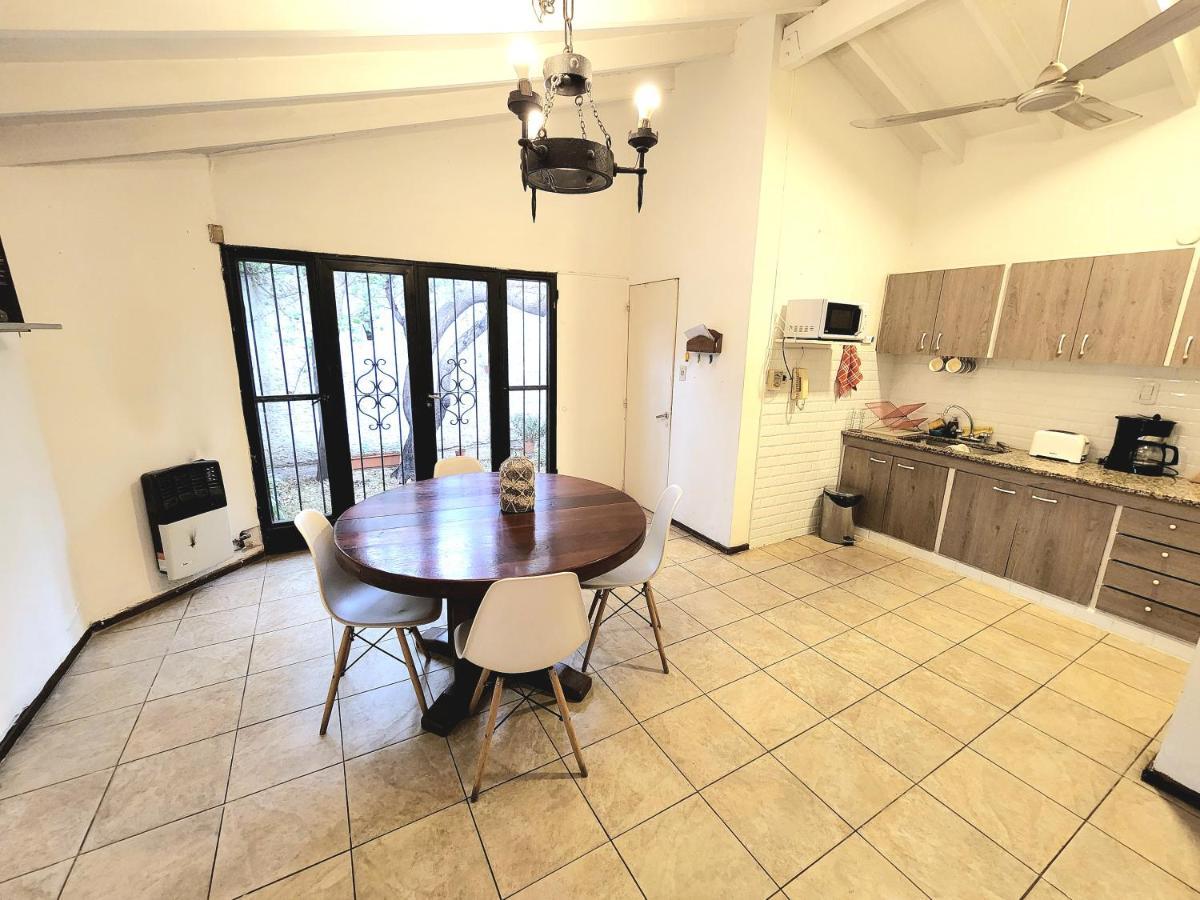 Villa Big Beautiful House With Garden In 5Ta Seccion Neighbourhood à Mendoza Extérieur photo
